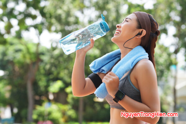 Uống nước lọc đúng thời điểm không chỉ giúp giảm cân mà còn rất tốt cho sức khỏe 